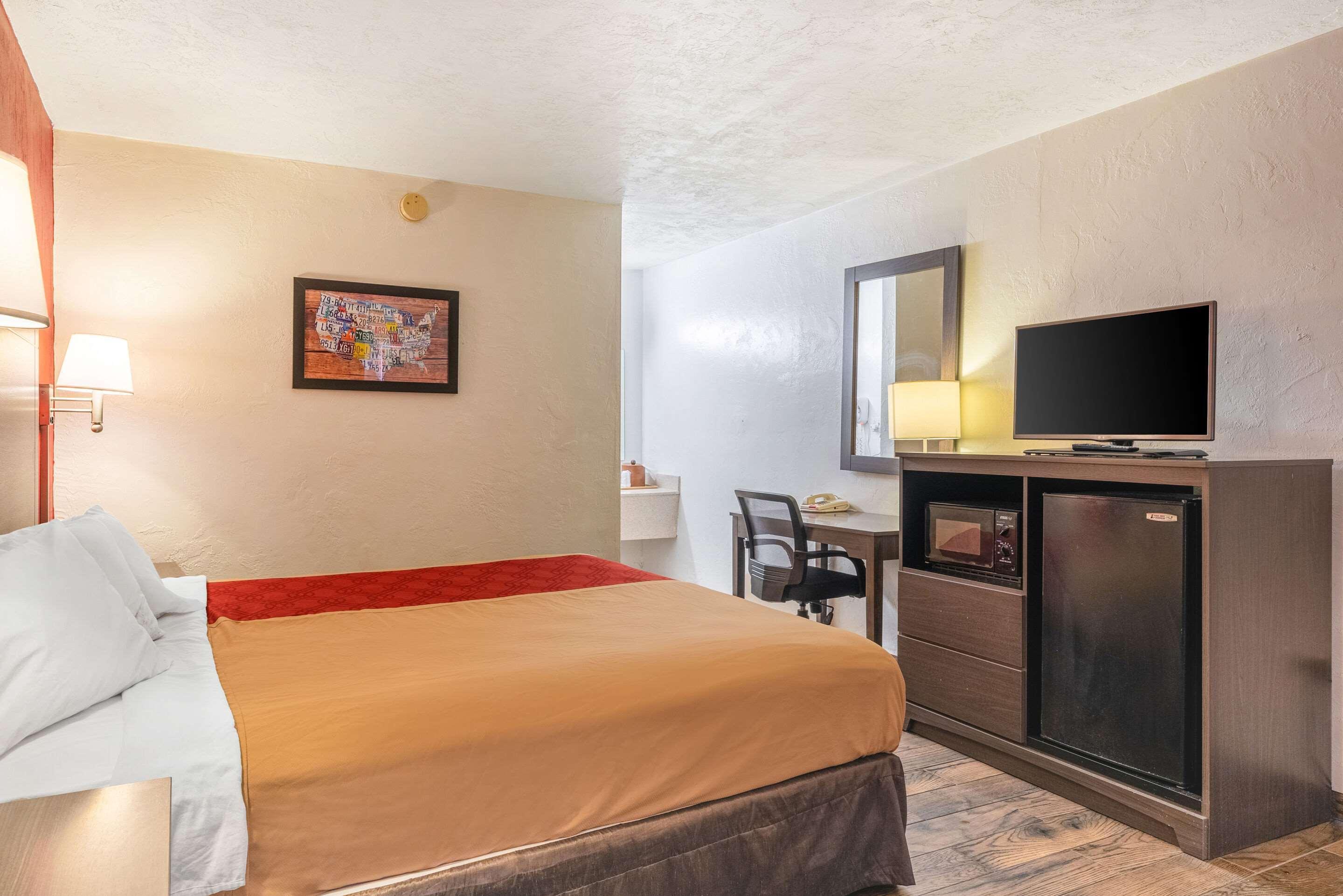 Econo Lodge University Gainesville Eksteriør billede