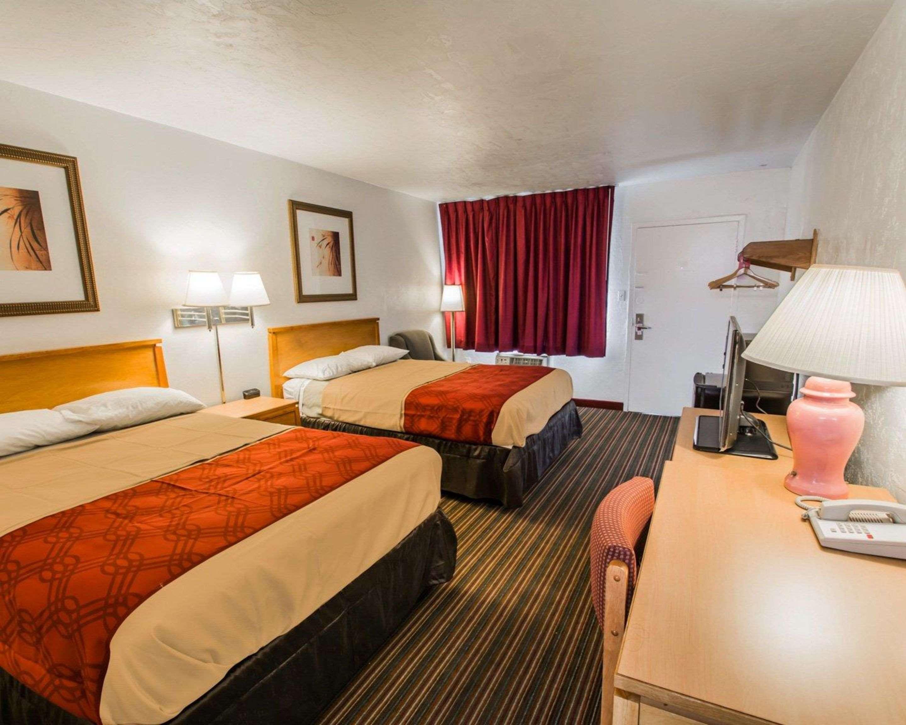 Econo Lodge University Gainesville Eksteriør billede