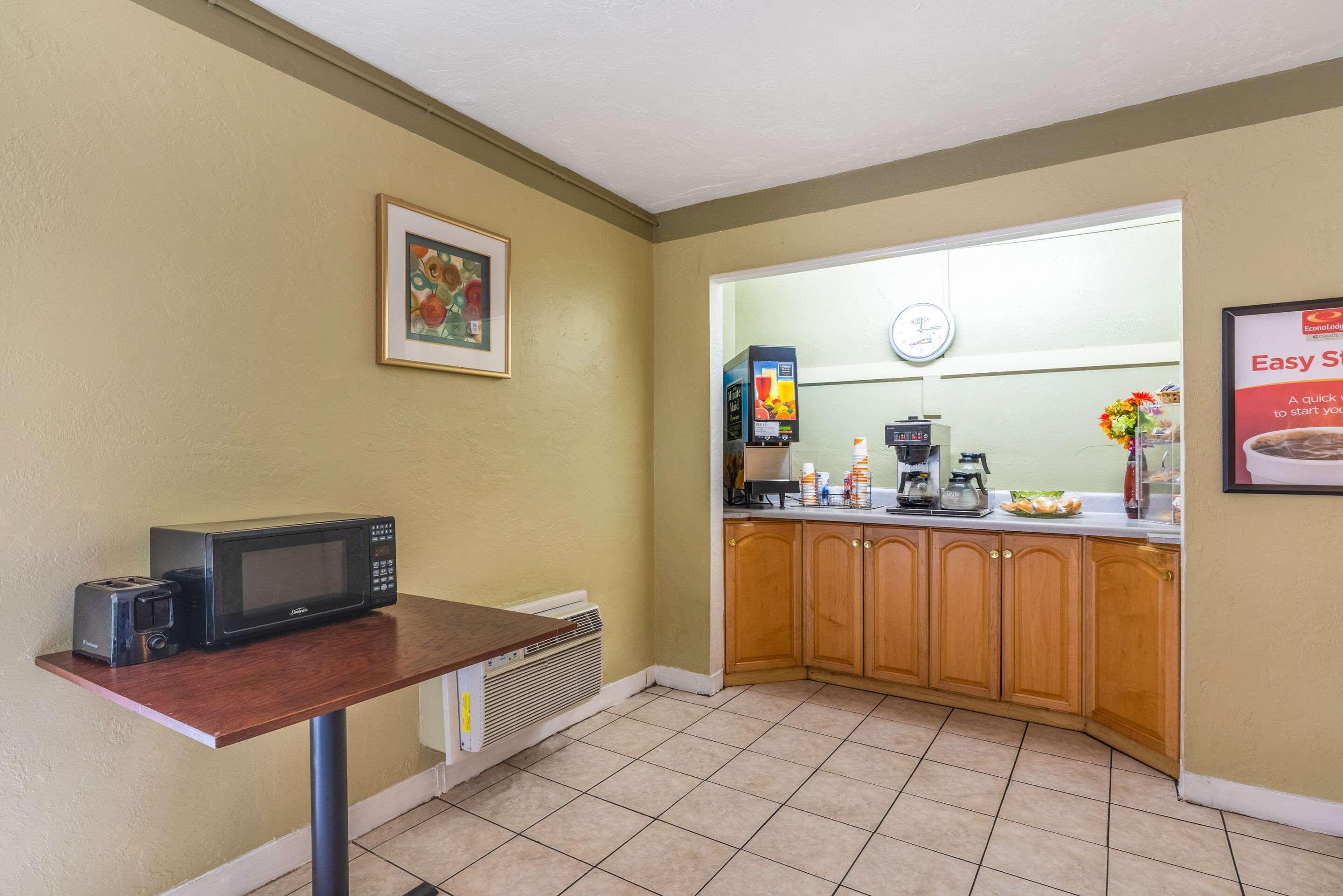 Econo Lodge University Gainesville Eksteriør billede